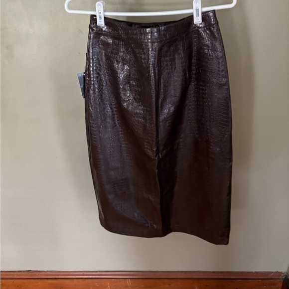 International concepts, pencil faux crocodile skirt - Picture 5 of 10